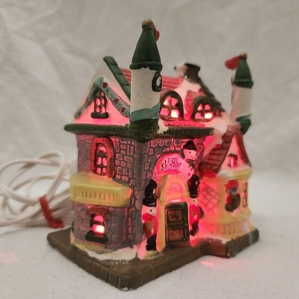 House Building Toy Shoppe Wellington Square Holiday Collection 4 1/2" Village